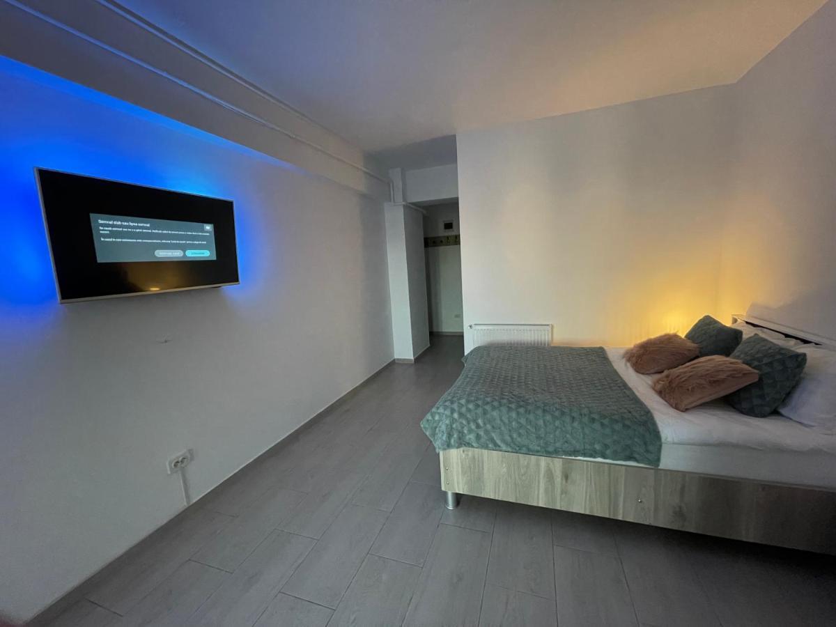 Studio Apartment Palas Mall Yaş Dış mekan fotoğraf